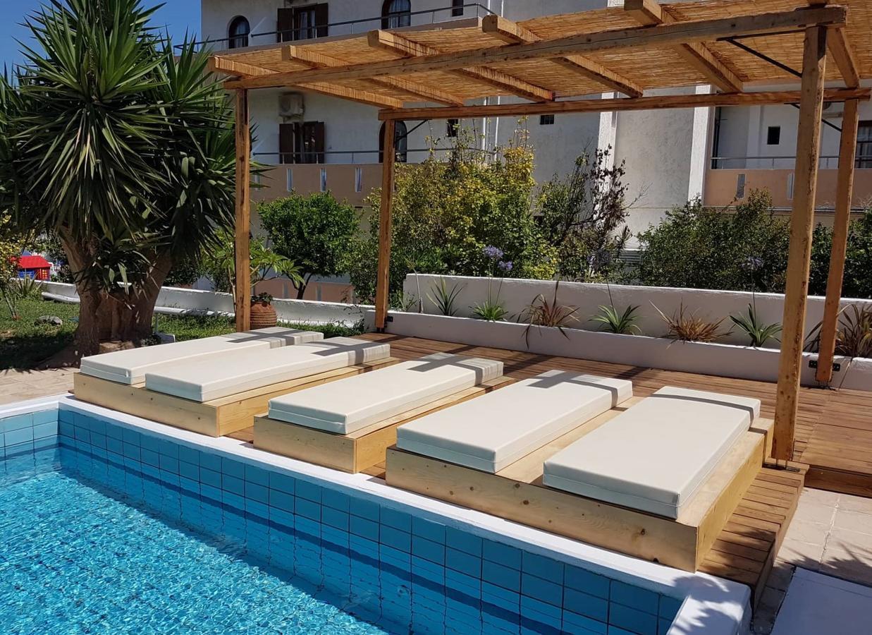 הרסוניסוס Sirocco Apartments מראה חיצוני תמונה